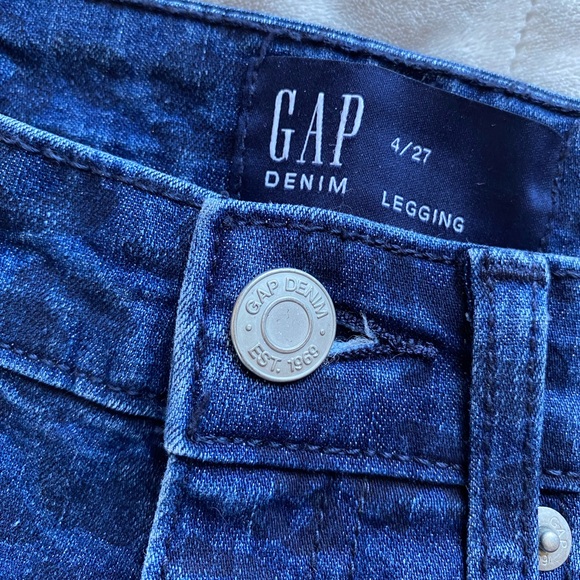 GAP Leopard Print Skinny Jeans - Picture 2 of 3